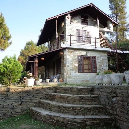 Frozen Woods Resort Mukteshwar Kültér fotó
